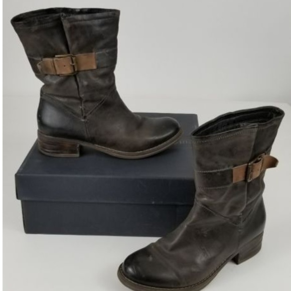 clarks sandals mens white